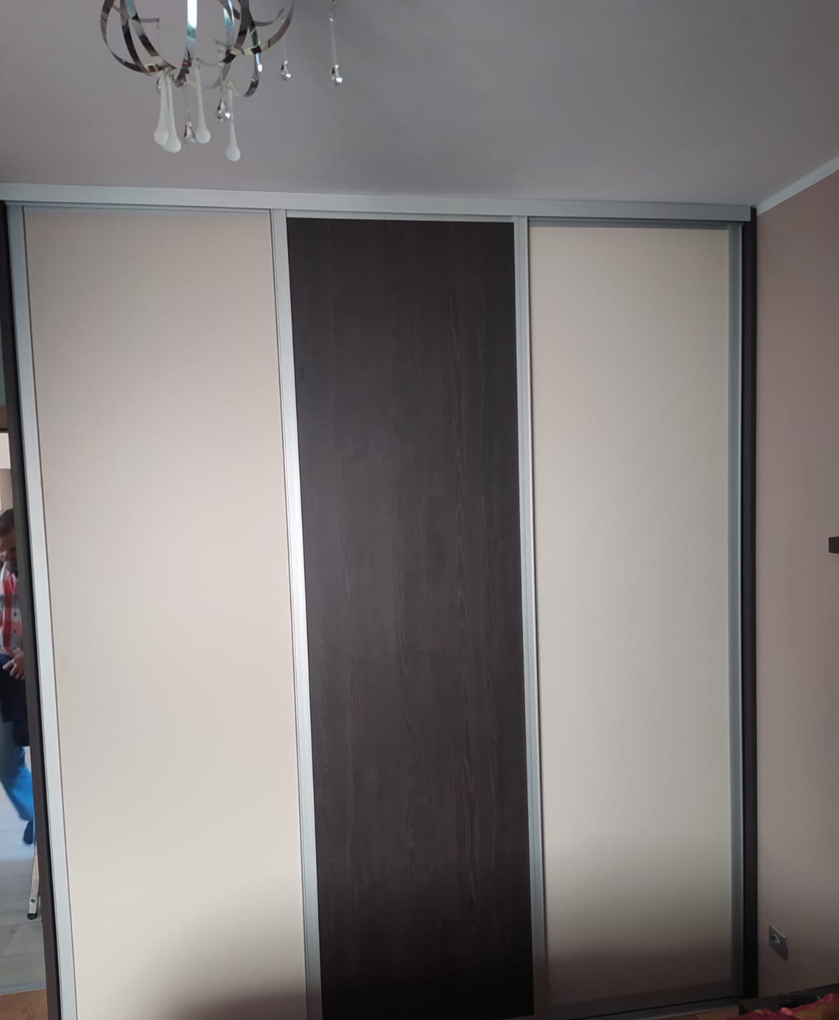 Vestavěné skříně